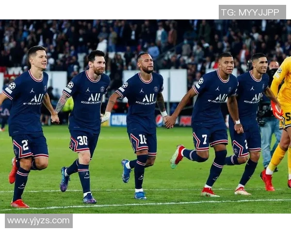 巴黎圣日耳曼官宣签下新前锋吸引更多球迷关注法甲强强对决 巴黎圣日耳曼官宣签下新前锋吸引更多球迷关注法甲强强对决