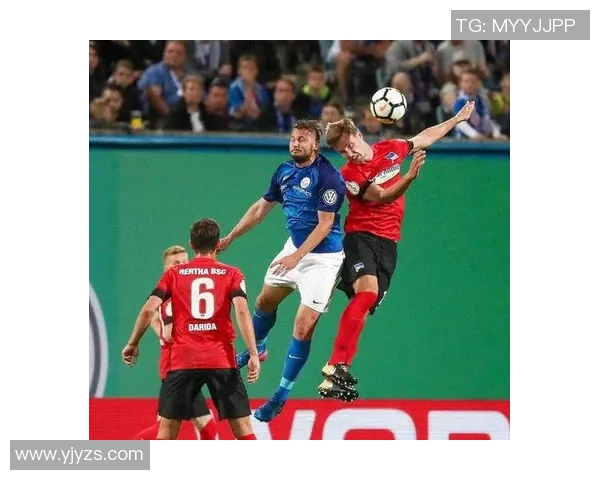 奥格斯堡出色表现逼平柏林赫塔德甲榜首战告和