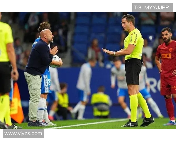 巴伦西亚强势引援：签下巴西新秀中场达尼洛，提升球队整体实力