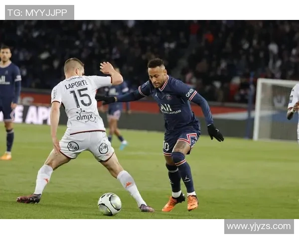 巴黎圣日耳曼主场战平里昂，领先优势缩小至1分