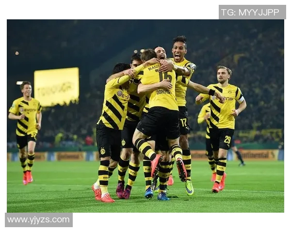 拜仁慕尼黑全取三分,稳居德甲积分榜首 拜仁慕尼黑全取三分,稳居德甲积分榜首