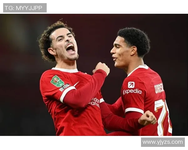 利物浦逆转击败阿森纳，英超联赛人气战升级