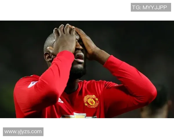 卢卡库交易传言再起，曼联球迷：希望他留下