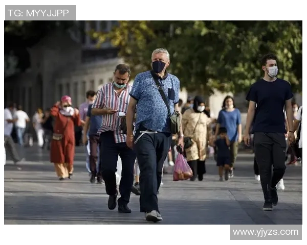 罗马市政府发布新规，要求全市居民强制戴口罩，保护你我健康