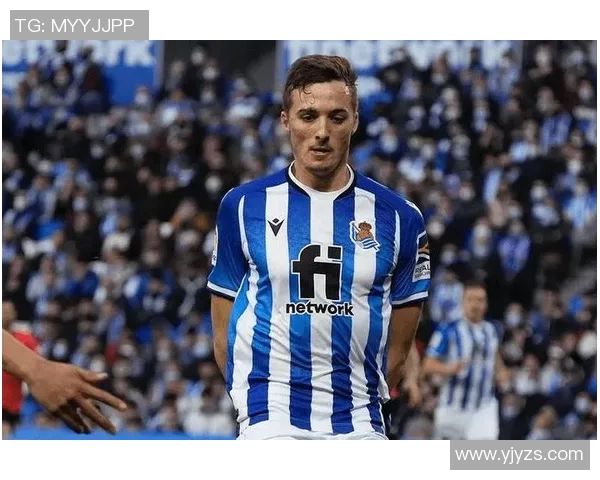 塞维利亚正式签下德国国脚尤利安·德里希,后防线实力再提升 塞维利亚正式签下德国国脚尤利安·德里希,后防线实力再提升