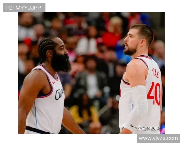 甜瓜低迷!快船主场惨败开拓者 甜瓜低迷!快船主场惨败开拓者